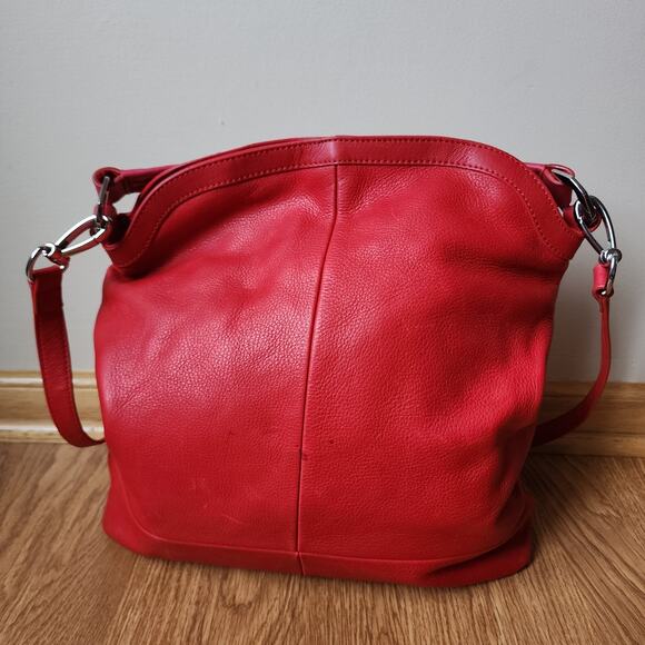 B. Makowsky Lipstick Red Textured Leather Shoulder Bag Adjustable Strap Purse - Picture 3 of 14